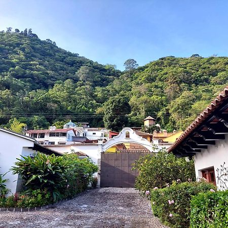 Hotel Y Jardines Casa Buho Antigua Екстериор снимка