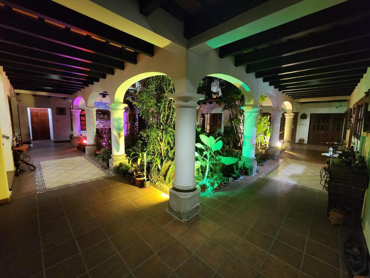 Hotel Y Jardines Casa Buho Antigua Екстериор снимка