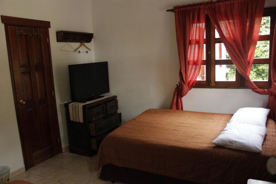 Hotel Y Jardines Casa Buho Antigua Екстериор снимка