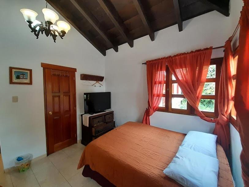 Hotel Y Jardines Casa Buho Antigua Екстериор снимка