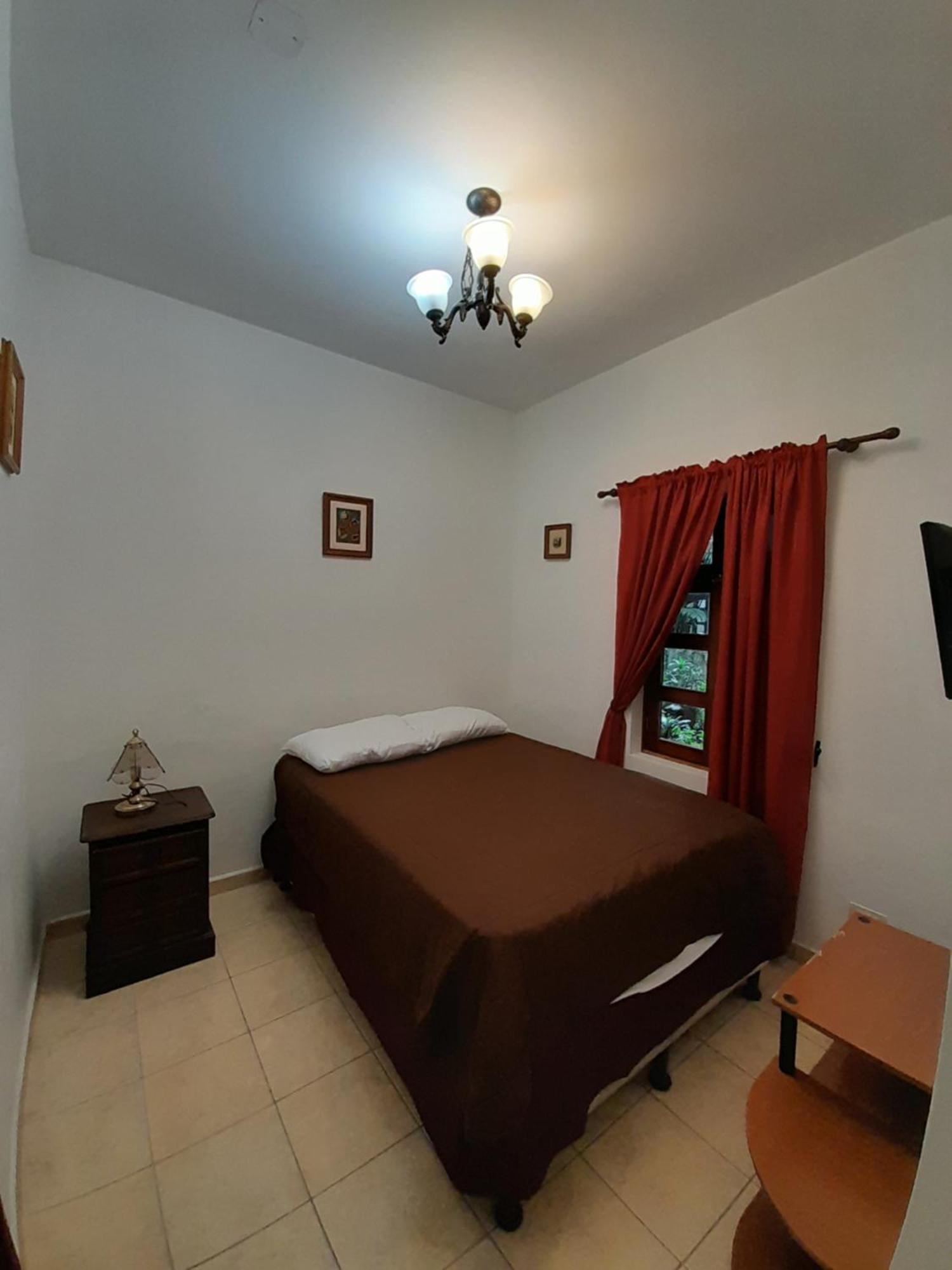 Hotel Y Jardines Casa Buho Antigua Екстериор снимка